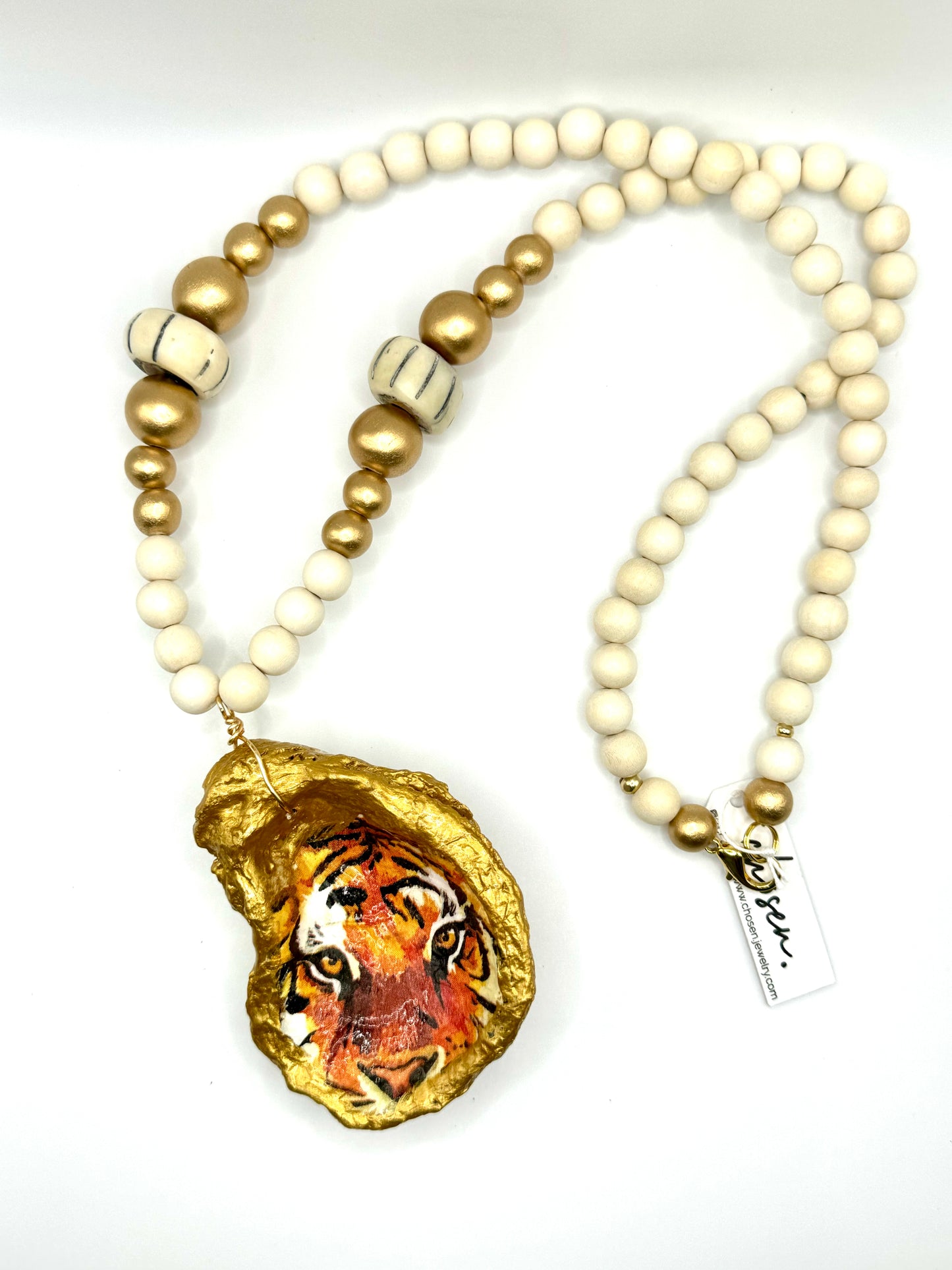 Majestic Tiger Oyster Shell Necklace